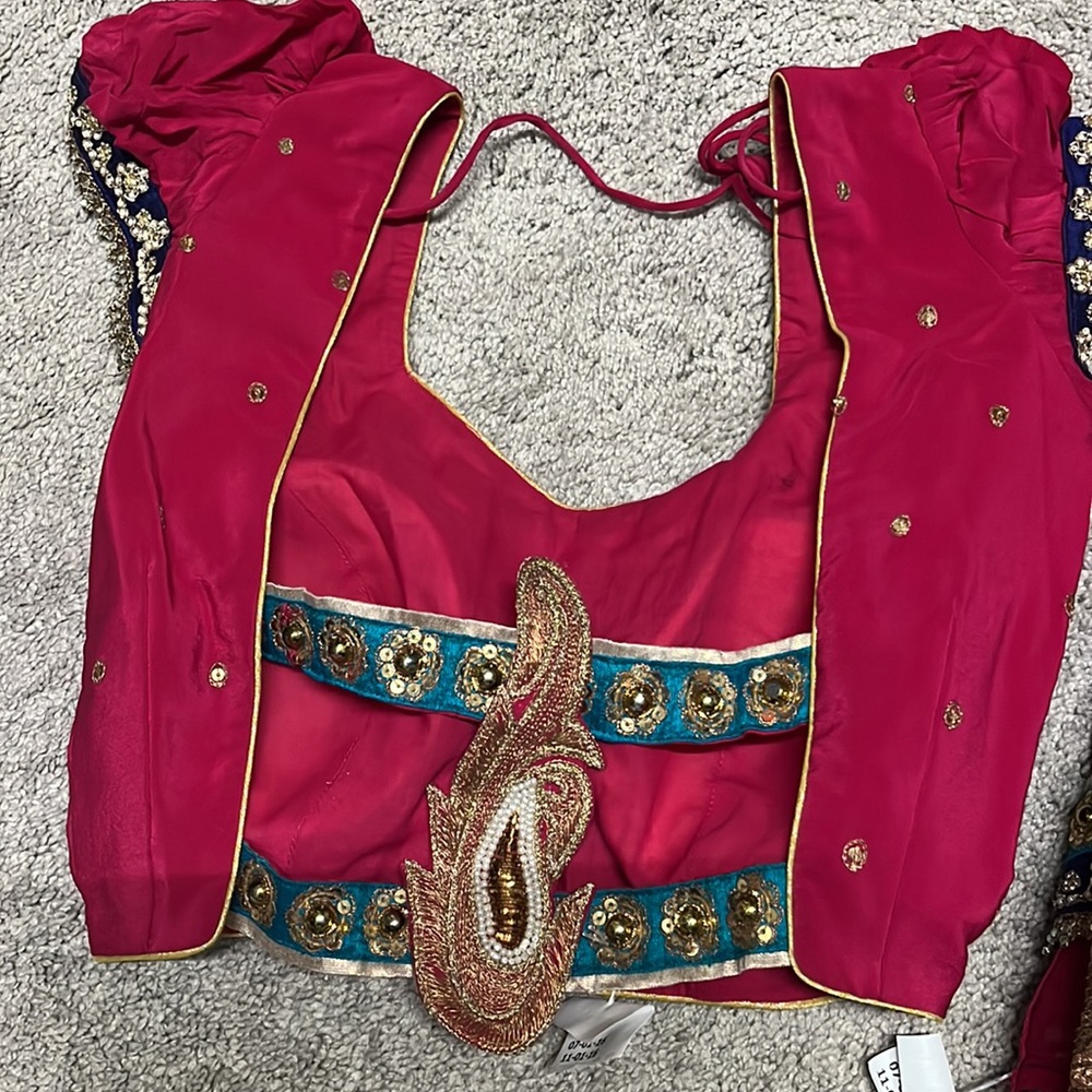 Saree - Picture 4 of 5